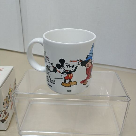 Disney 1986 Mickey Mouse 1928 to 1955 Coffee Mug Applause Japan Apx 3 x 3.25. - Picture 4 of 11